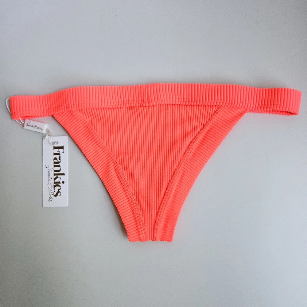 NWT Frankies Bikinis Cole Rave Heart Bottom